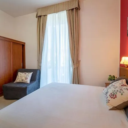 Il Passetto 4* Rome